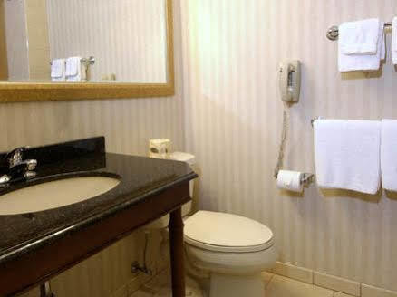 Rockville Centre Inn - Jfk Airport Екстериор снимка